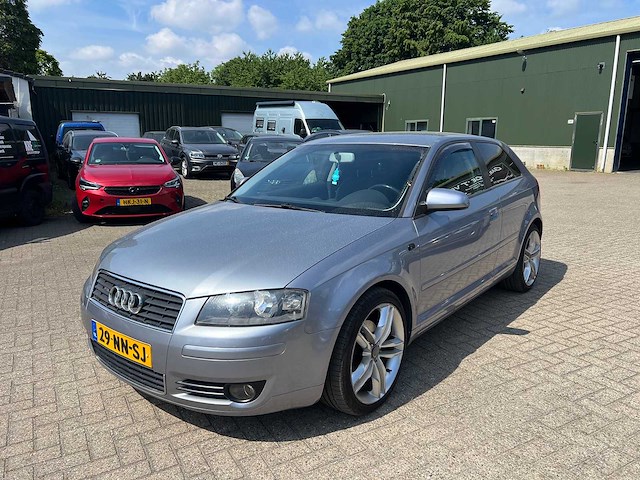 Audi - a3 - 2.0 fsi ambition - car - 2004 - afbeelding 1 van  1