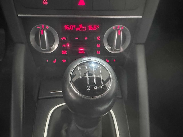 Audi - a3 cabriolet - 1.8 tfsi attr.pl.bns - 89-lbv-2- 2010 - afbeelding 5 van  15
