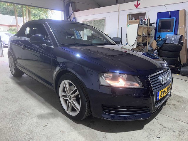 Audi - a3 cabriolet - 1.8 tfsi attr.pl.bns - 89-lbv-2- 2010 - afbeelding 11 van  15