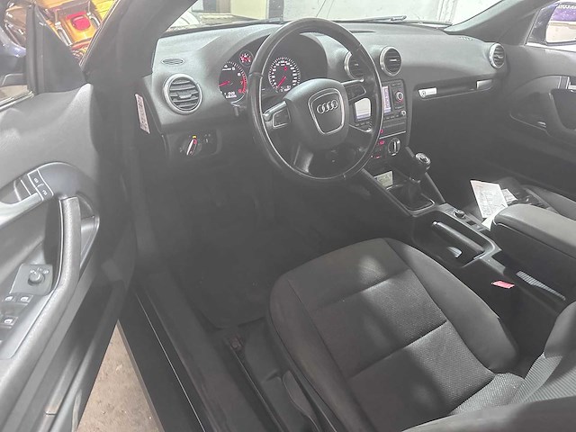 Audi - a3 cabriolet - 1.8 tfsi attr.pl.bns - 89-lbv-2- 2010 - afbeelding 13 van  15