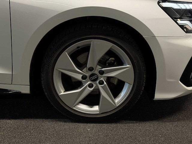 Audi - a3 limousine - 30 tfsi s edition 2023 t-952-dx iaw - afbeelding 16 van  23