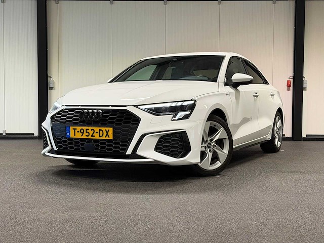 Audi - a3 limousine - 30 tfsi s edition 2023 t-952-dx iaw - afbeelding 18 van  23