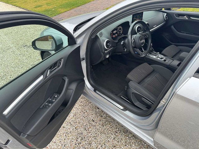 Audi - a3 limousine - 35 tfsi advance - g-412-zv - 2020 - afbeelding 4 van  31