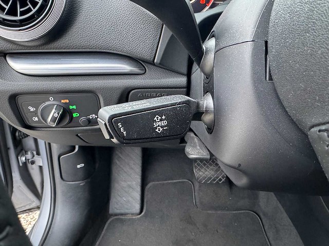 Audi - a3 limousine - 35 tfsi advance - g-412-zv - 2020 - afbeelding 7 van  31