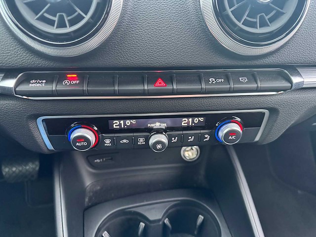 Audi - a3 limousine - 35 tfsi advance - g-412-zv - 2020 - afbeelding 13 van  31