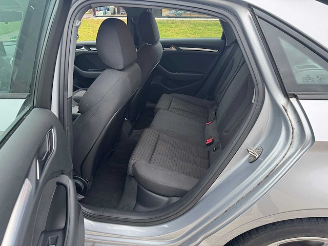 Audi - a3 limousine - 35 tfsi advance - g-412-zv - 2020 - afbeelding 22 van  31