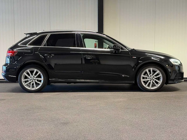 Audi - a3 sportback - 1.0 tfsi de.pl.+ - pz-845-v0- 2017 iaw - afbeelding 14 van  21