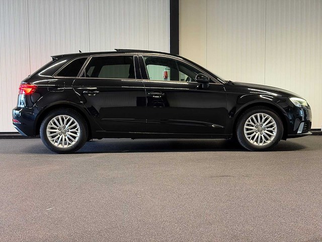 Audi - a3 sportback - 1.0 tfsi sp. l. ed. 2017 kz-311-r iaw - afbeelding 15 van  22