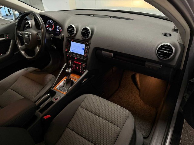 Audi - a3 sportback - 1.2 tfsi ambit.pl.b 2011 51-xdd-7 iaw - afbeelding 6 van  24