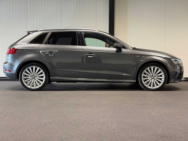 Audi - a3 sportback - 1.4 e-tron amb. pl+ 2015 gh-159-s iaw - afbeelding 13 van  19