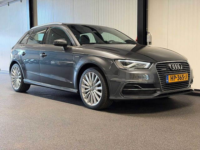 Audi - a3 sportback - 1.4 e-tron amb. pl+ hp-365-j 2015 - afbeelding 29 van  31