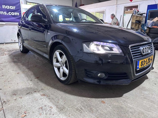 Audi - a3 sportback - 1.4 tfsi s-edition - 83-lzk-6- 2010 - afbeelding 12 van  16
