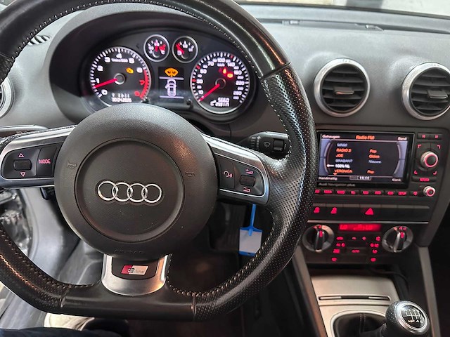 Audi - a3 sportback - 1.4 tfsi s-edition - 83-lzk-6- 2010 - afbeelding 15 van  16