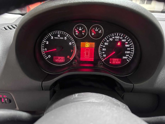 Audi - a3 sportback - 2.0 fsi ambition - 38-rv-pg - afbeelding 2 van  21