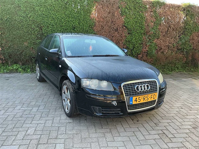 Audi - a3 sportback - 2.0 fsi attraction - 45-rs-fd - afbeelding 1 van  23