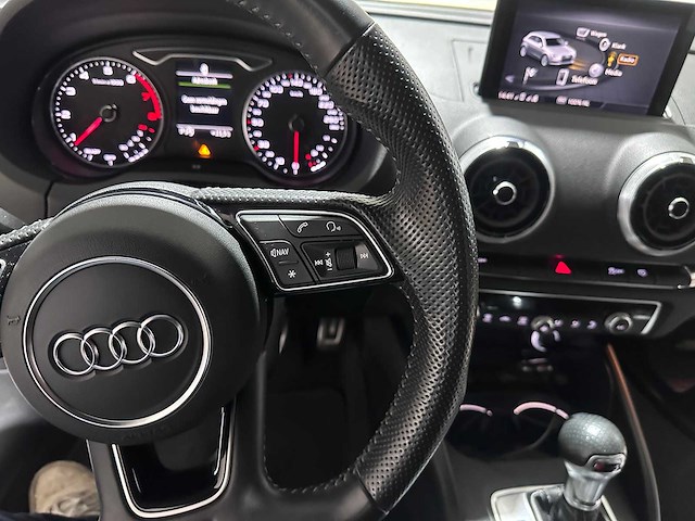 Audi - a3 sportback - 35 tfsi cod sp.sl.e - sr-768-j- 2018 - afbeelding 2 van  22