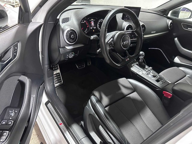 Audi - a3 sportback - 35 tfsi cod sp.sl.e - sr-768-j- 2018 - afbeelding 21 van  22