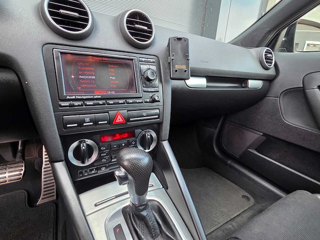 Audi - a3 sportback - s-line - 2.0 tfsi ambition pl - 43-gxp-5 - 2005 - personenauto - afbeelding 14 van  27
