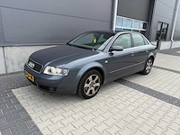 Audi - a4 - limousine 2.0 exclusive mt - personenauto - 2001 - afbeelding 1 van  25