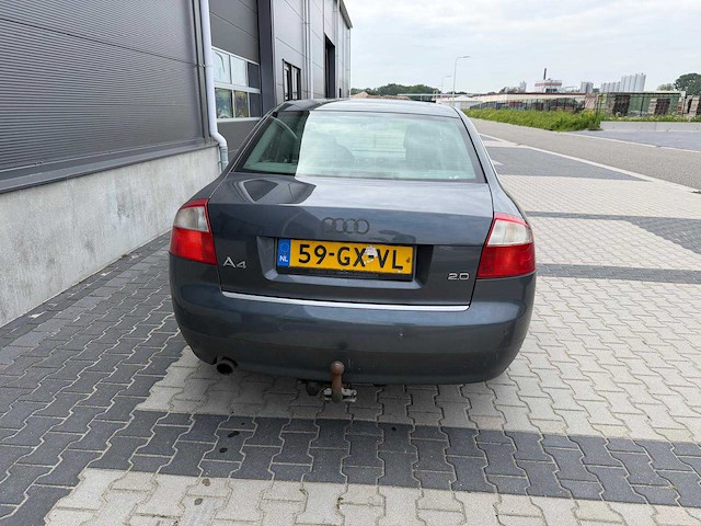 Audi - a4 - limousine 2.0 exclusive mt - personenauto - 2001 - afbeelding 24 van  25