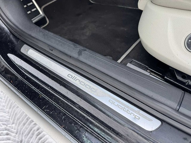 Audi - a4 allroad quattro - 2.0 tfsi pro line - car - 2010|71-nhk-8|iaw - afbeelding 27 van  32