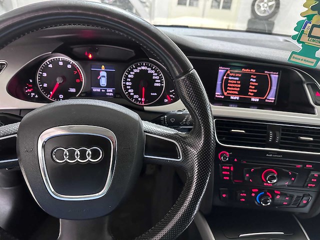 Audi - a4 avant - 1.8 tfsi - 27-lxh-7- 2009 - afbeelding 13 van  15