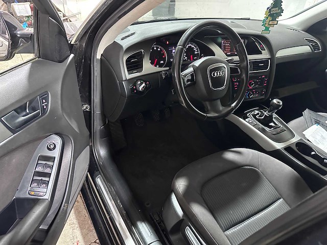 Audi - a4 avant - 1.8 tfsi - 27-lxh-7- 2009 - afbeelding 9 van  10