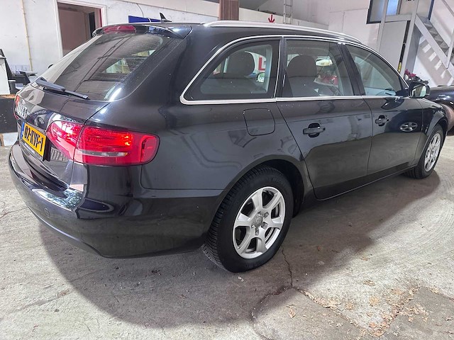 Audi - a4 avant - 1.8 tfsi pro l. bns - 02-kvf-1- 2010 - afbeelding 14 van  19