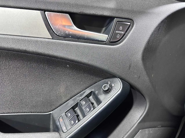 Audi - a4 avant - 1.8 tfsi pro l. bns - 64-klf-3- 2010 - afbeelding 17 van  17