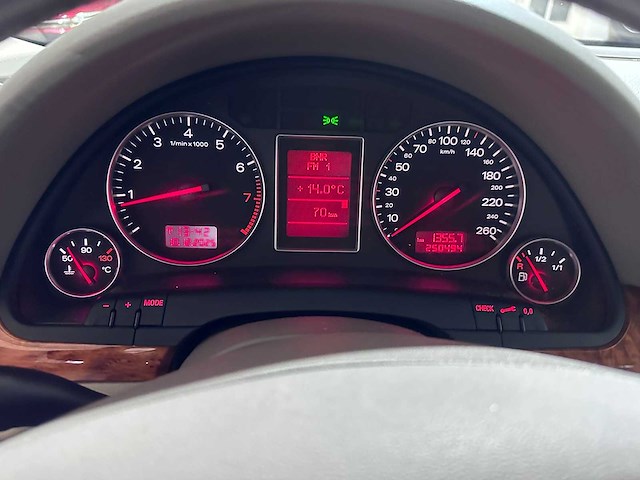 Audi - a4 avant - 1.8 turbo pro line - 01-ns-fr - afbeelding 2 van  22