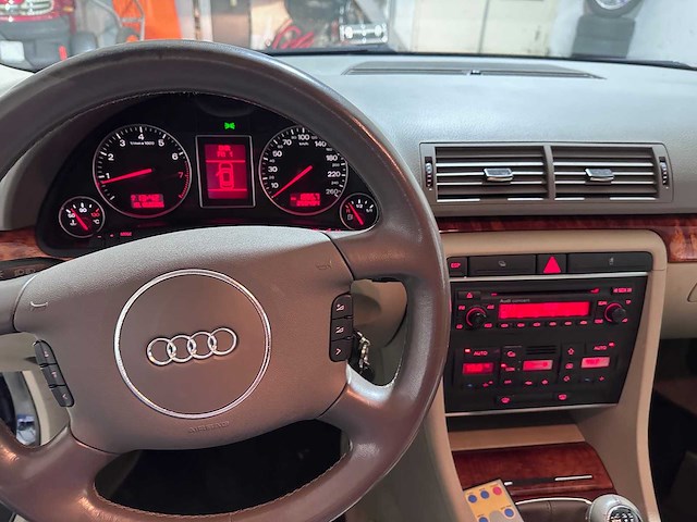 Audi - a4 avant - 1.8 turbo pro line - 01-ns-fr - afbeelding 22 van  22