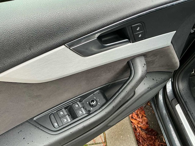 Audi - a4 avant - 2.0 tdi quattro - car - 2017 - afbeelding 18 van  44