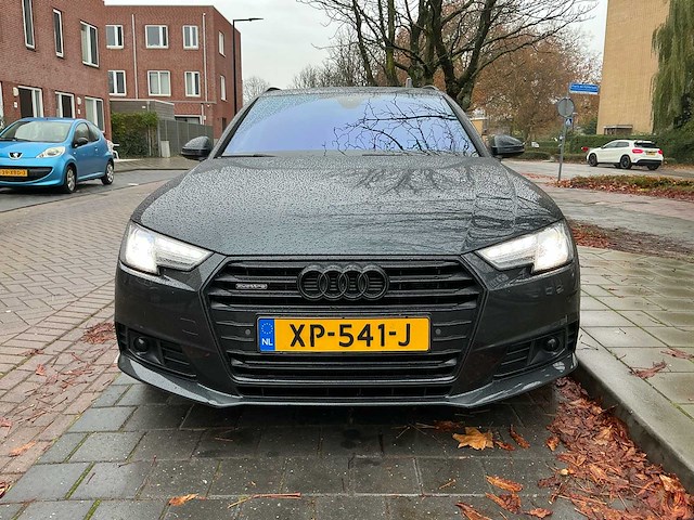 Audi - a4 avant - 2.0 tdi quattro - car - 2017 - afbeelding 43 van  44