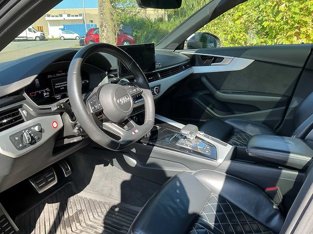 Audi - a4 avant - 35 tfsi launch edition sport - car - 2020 - afbeelding 2 van  24