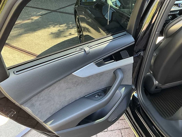 Audi - a4 avant - 35 tfsi launch edition sport - car - 2020 - afbeelding 27 van  42