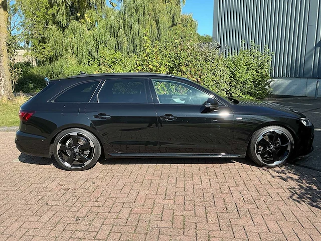 Audi - a4 avant - 35 tfsi launch edition sport - car - 2020 - afbeelding 41 van  42