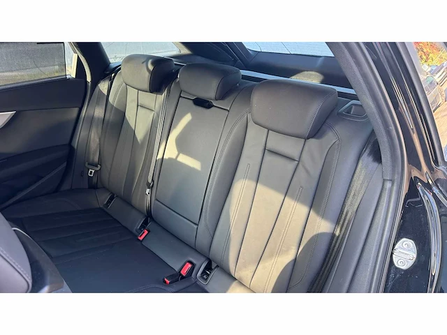 Audi - a4 avant - 40 tfsi s edition - 2024 - jbr-03-x - afbeelding 8 van  17