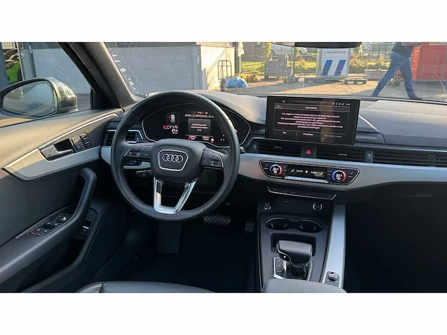 Audi - a4 avant - 40 tfsi s edition - 2024 - jbr-03-x - afbeelding 16 van  17