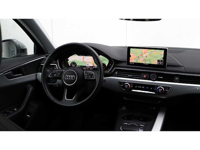Audi - a4 avant - 45 tfsi quattro - n-695-nn - 2019 - afbeelding 25 van  31