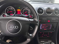 Audi - a4 cabriolet - 2.4 v6 - 55-jsr-3- 2002 - afbeelding 15 van  16