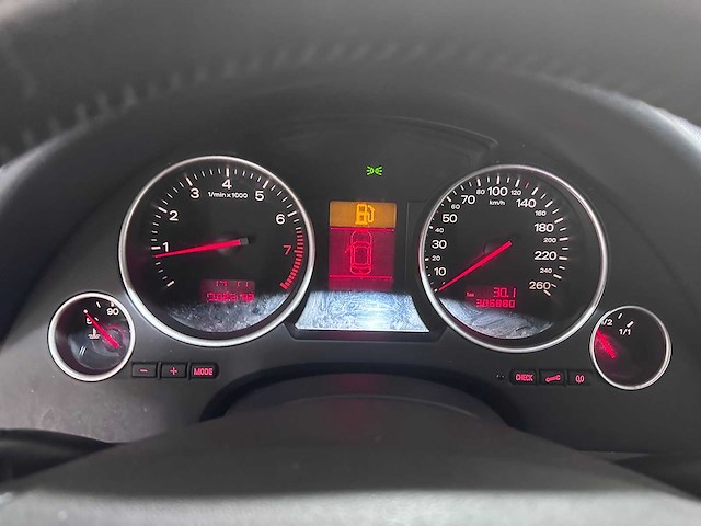 Audi - a4 cabriolet - 2.4 v6 - 55-jsr-3- 2002 - afbeelding 16 van  16