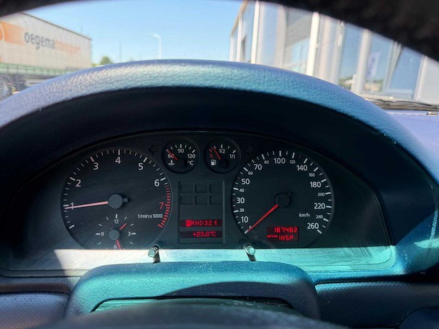Audi - a4 limousine - 1.6 advance - automaat - personenauto - 1998 - afbeelding 6 van  26