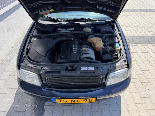 Audi - a4 limousine - 1.6 advance - automaat - personenauto - 1998 - afbeelding 13 van  26