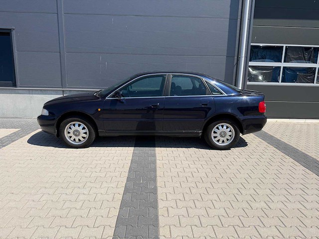 Audi - a4 limousine - 1.6 advance - automaat - personenauto - 1998 - afbeelding 12 van  26