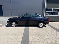 Audi - a4 limousine - 1.6 advance - automaat - personenauto - 1998 - afbeelding 12 van  26