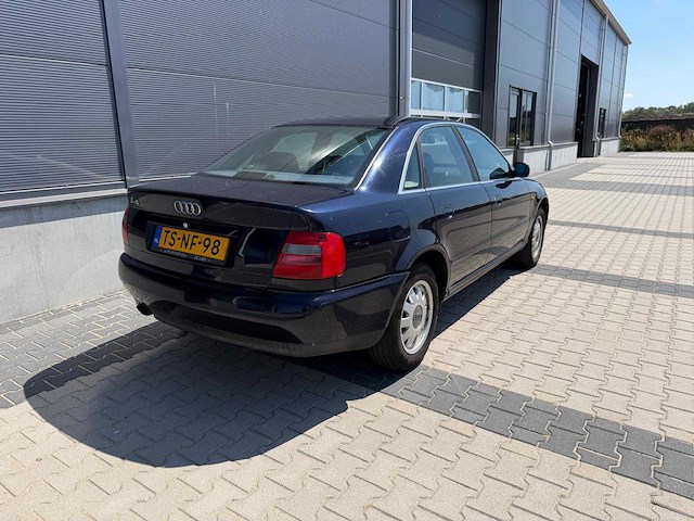 Audi - a4 limousine - 1.6 advance - automaat - personenauto - 1998 - afbeelding 22 van  26