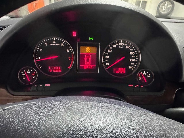 Audi - a4 limousine - 3.0 v6 exclusive automaat - 62-jf-dh - afbeelding 2 van  20