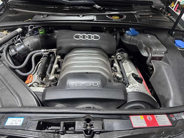 Audi - a4 limousine - 3.0 v6 exclusive automaat - 62-jf-dh - afbeelding 11 van  20