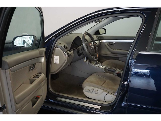 Audi - a4 limousine - 3.2 fsi q. pro line - car - afbeelding 15 van  15