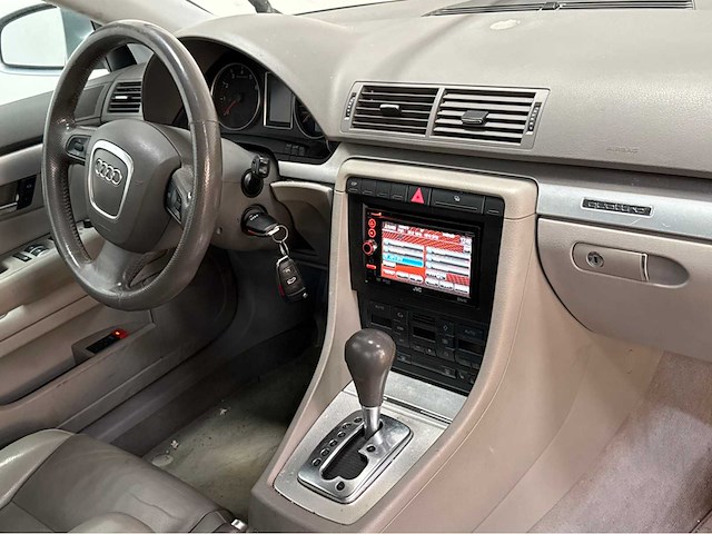 Audi - a4 limousine - 3.2 fsi quattro - pro line - personenauto - 2005 - afbeelding 3 van  28